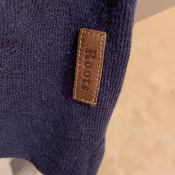 ROOTS Canada Navy 1/4 Zip Sweater - Picture 4 of 7